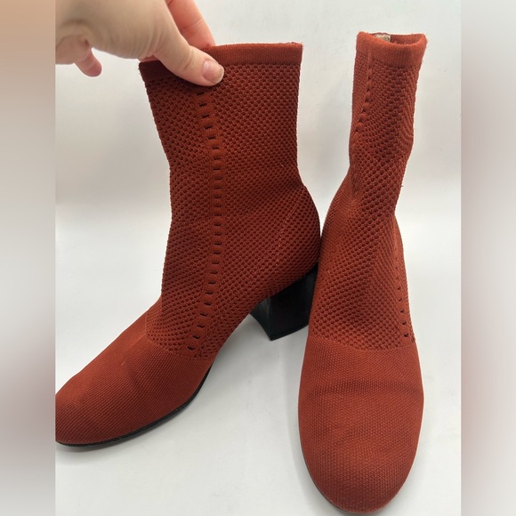 Eileen Fisher Choice Mesh Knit Ankle Boots Women's 8 Rust Slip On Wood Heel - Picture 6 of 12